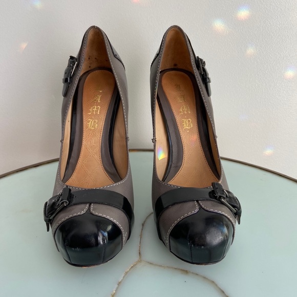 L.A.M.B. ‘Layard’ Platform Pumps by Gwen Stefani - Picture 3 of 13